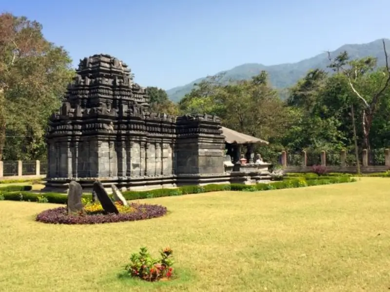 Harvalem Waterfall & Ancient Temples